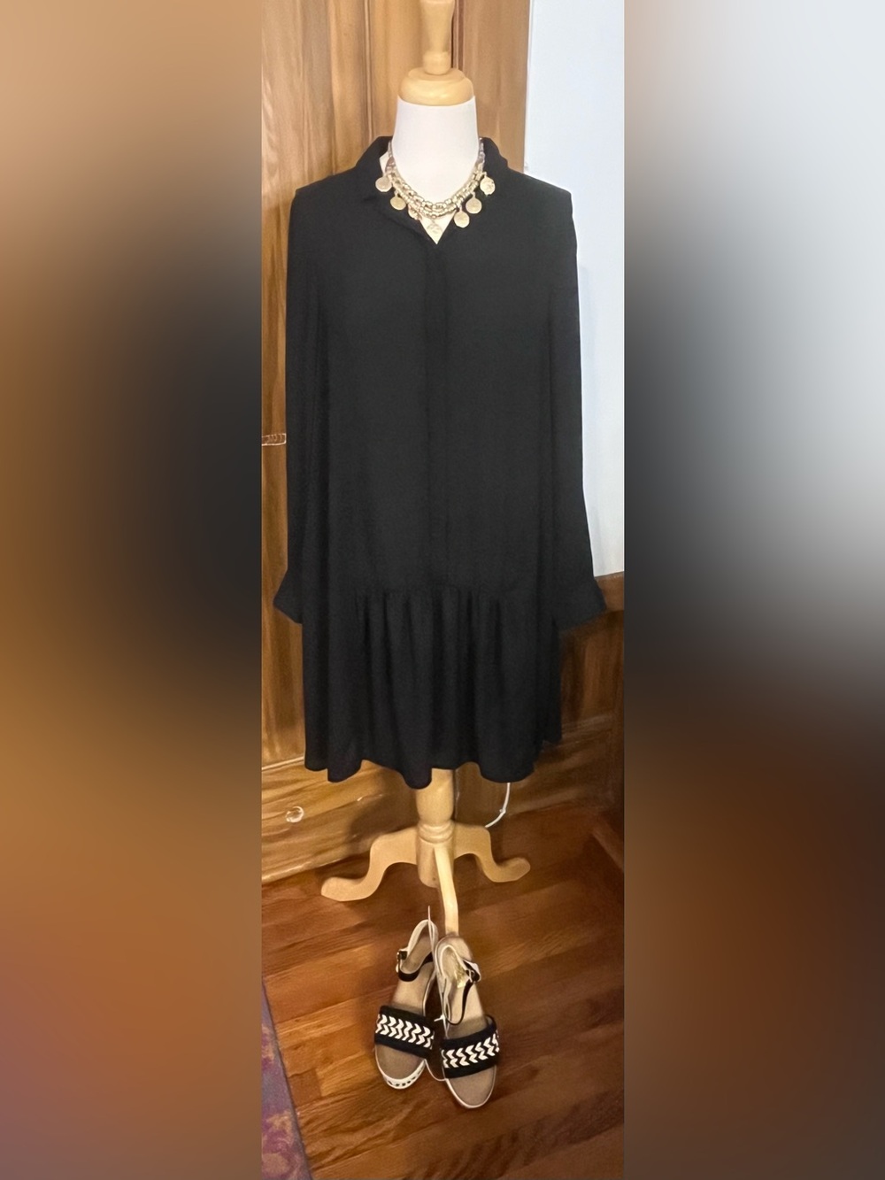 Banana Republic Women’s Black Long Sleeve Button Down Shirt Dress